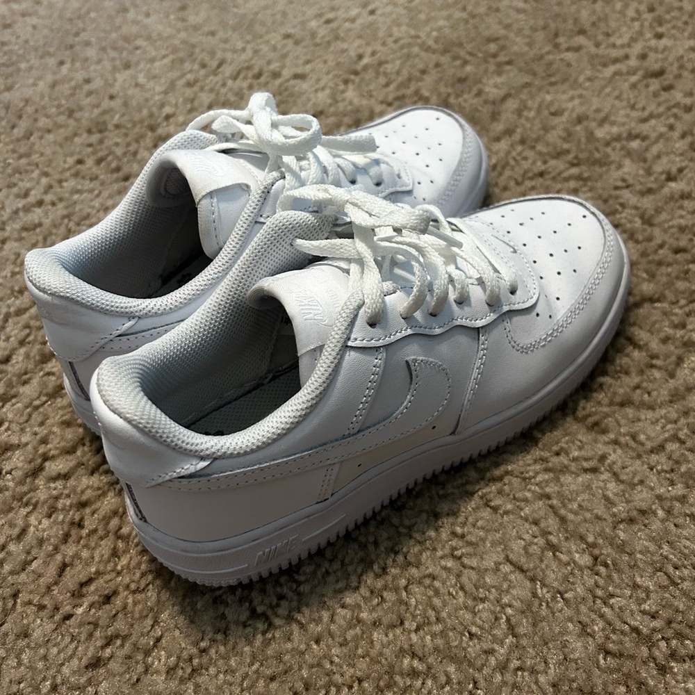 Nike shoes